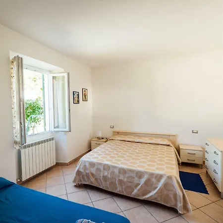Az. Agr. Degianne Nadia Apartman Dego