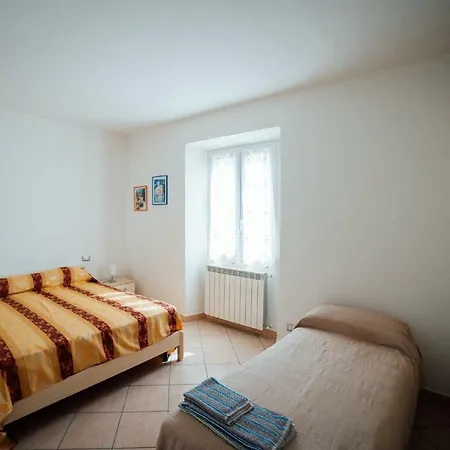 Az. Agr. Degianne Nadia Apartman Dego